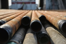drilloing pipe oil